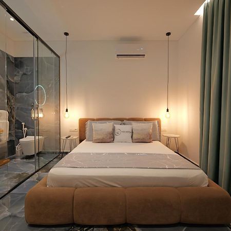 Siro Kerma Private Beach Villa Sarande Exterior photo