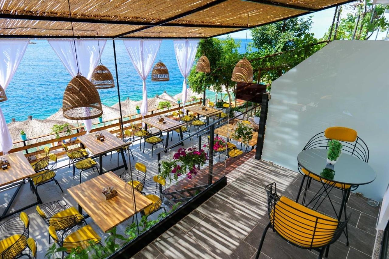 Siro Kerma Private Beach Villa Sarande Exterior photo